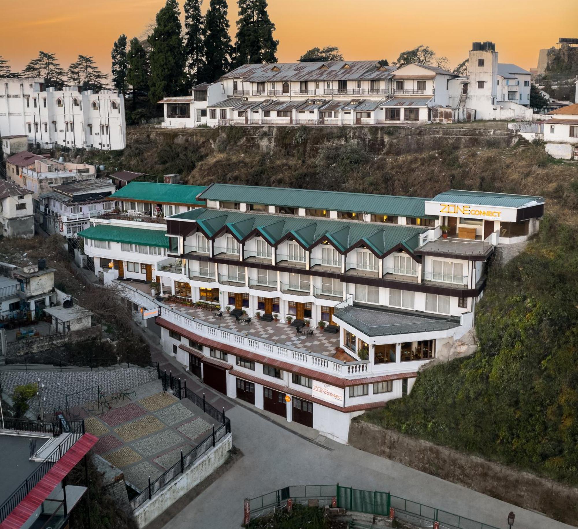Zone Connect By The Park Mussoorie Hotel Buitenkant foto