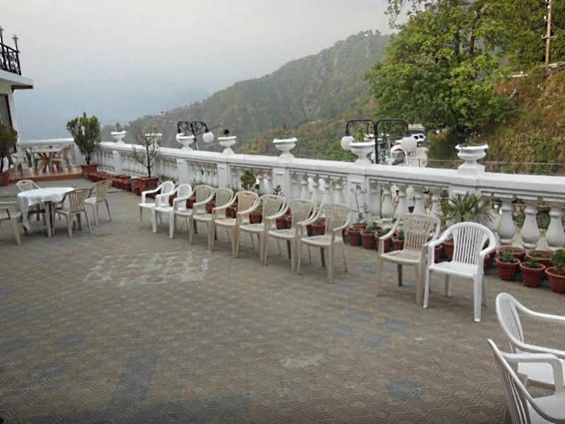 Zone Connect By The Park Mussoorie Hotel Buitenkant foto
