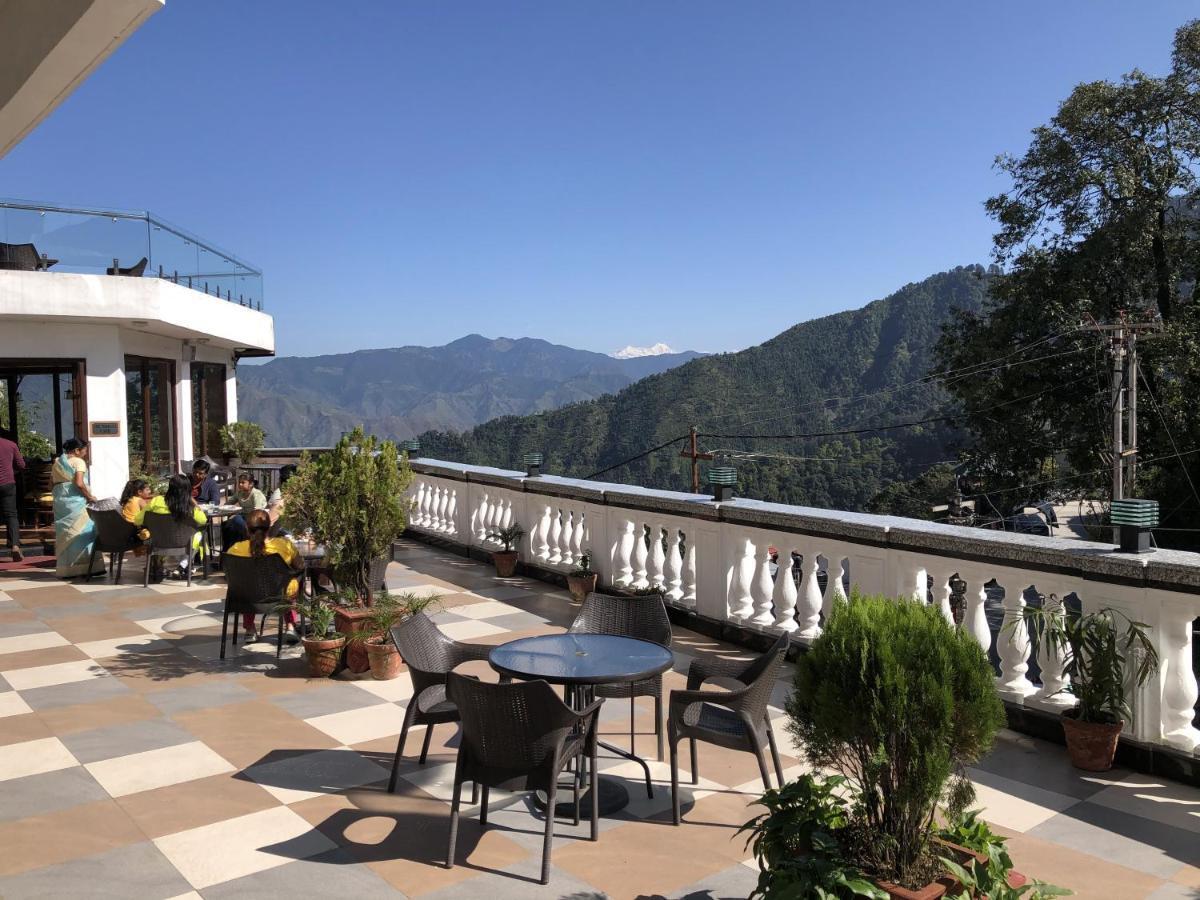 Zone Connect By The Park Mussoorie Hotel Buitenkant foto